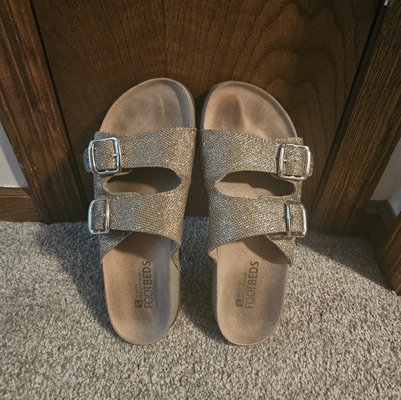 White mountain shoes - Picture 1 of 2